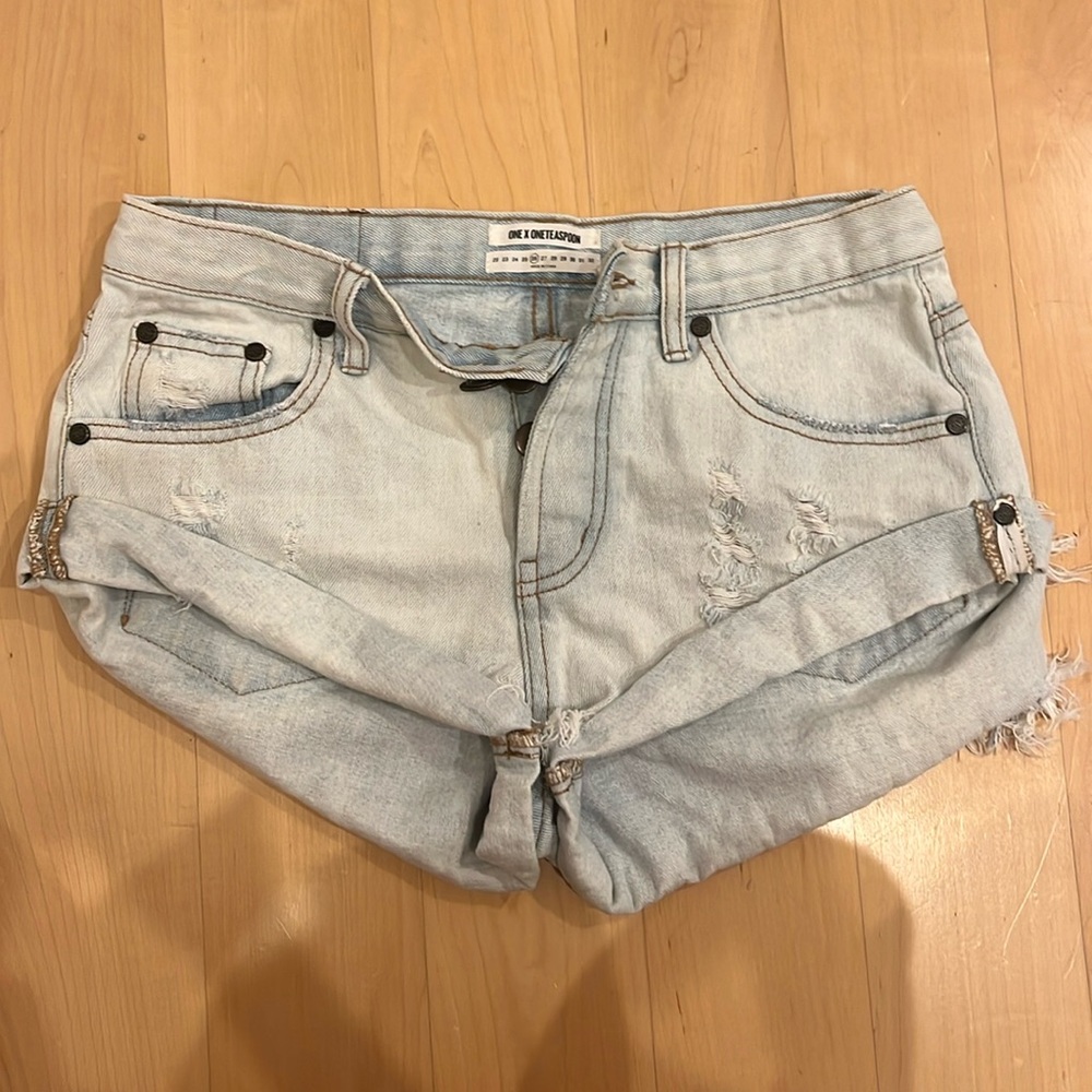 One teaspoon LOW WAISTED BANDIT ONE TEASPOON SHORTS - BRAND NEW NEVER WORN!